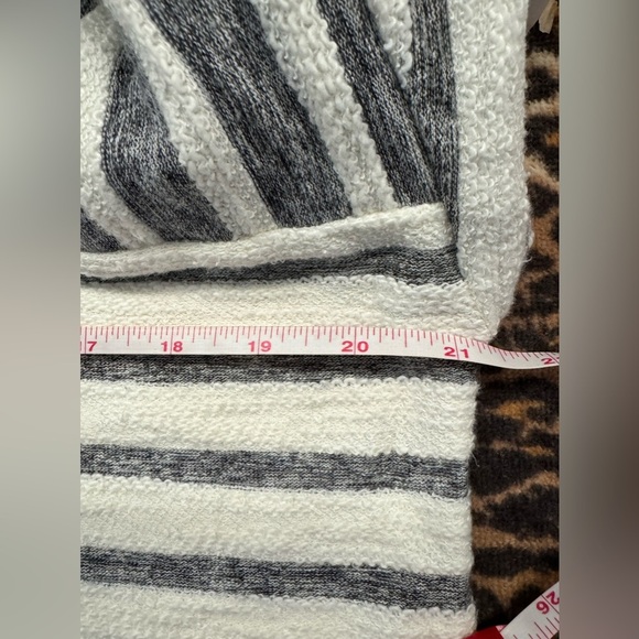 Loft - short sleeve - tunic top - grey / white stripe - size M - Picture 5 of 6